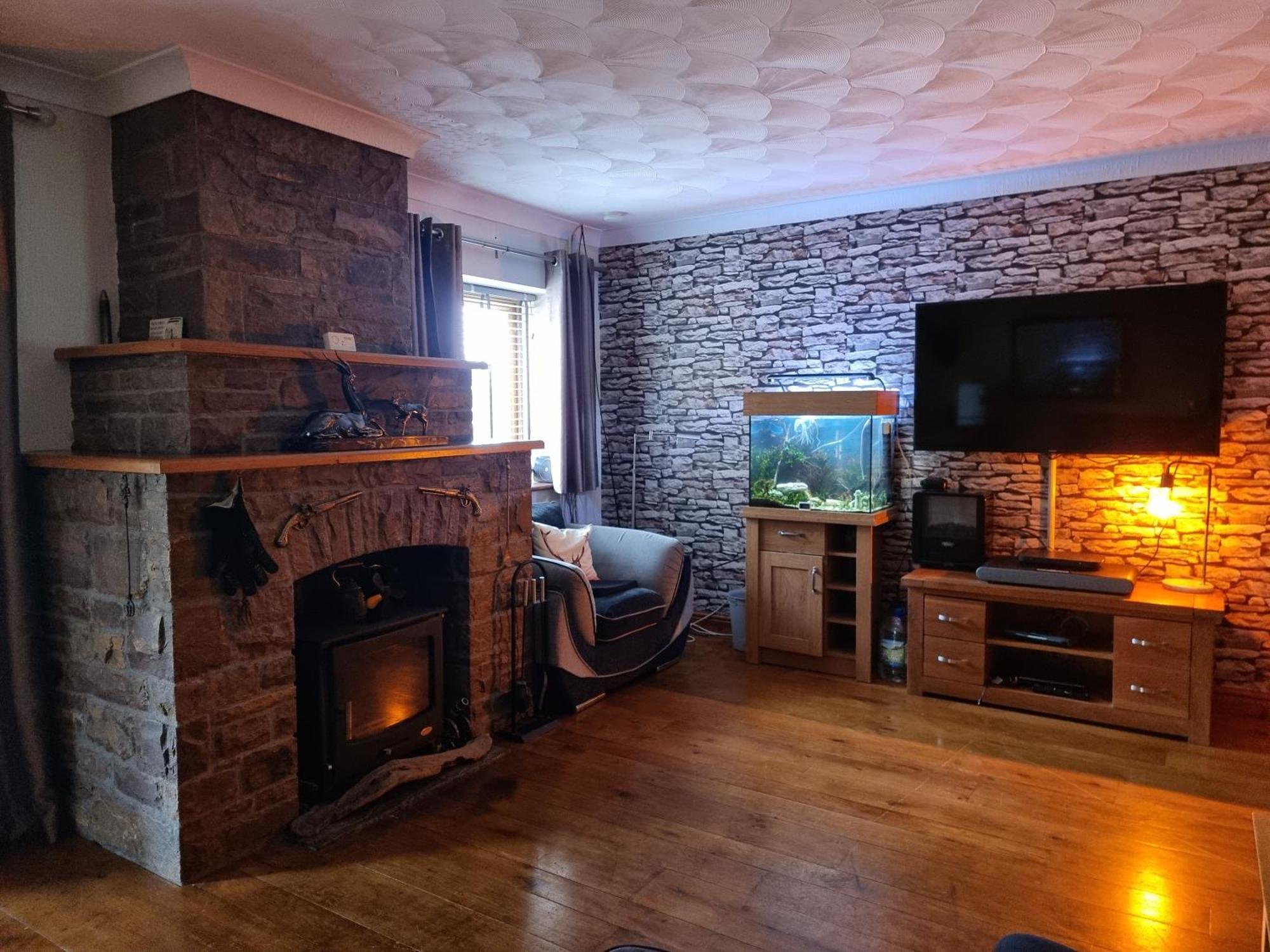 Sennybridge Castle Lodge - Brecon Beacons Accommodation מראה חיצוני תמונה