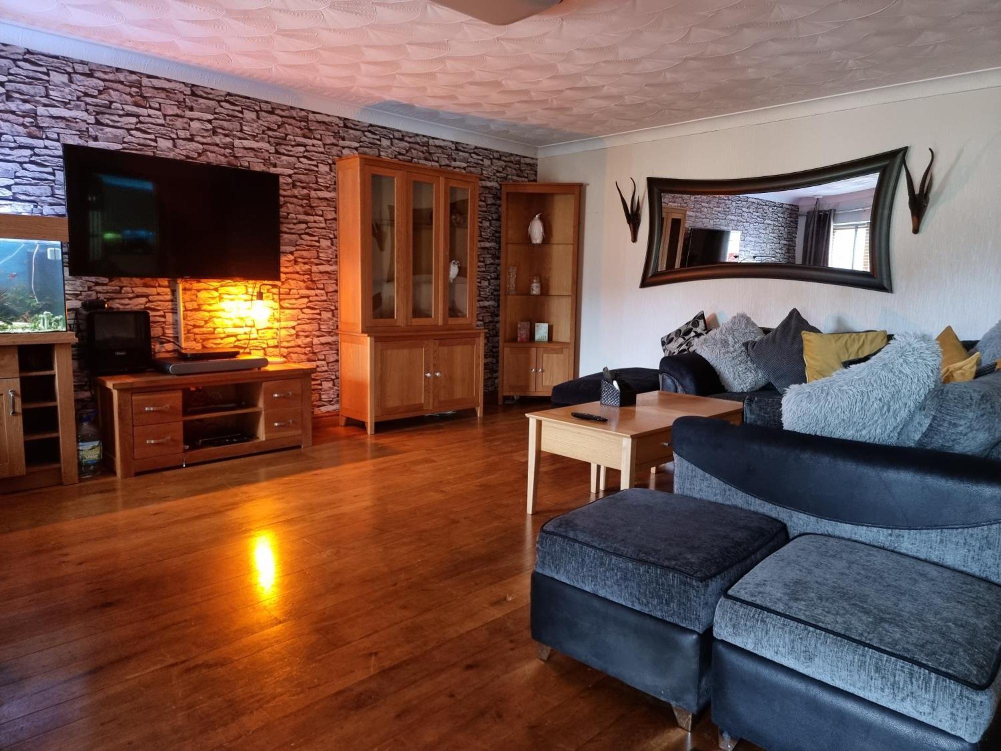 Sennybridge Castle Lodge - Brecon Beacons Accommodation מראה חיצוני תמונה